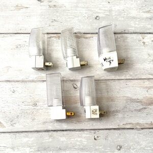 Automatic Night Lights Set of 5 All Work Wall Outlet Plug UL